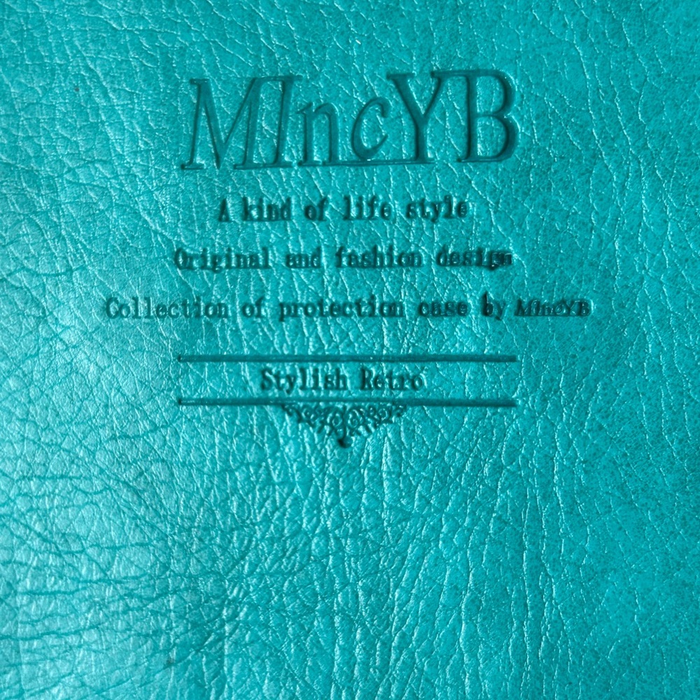 New! Beautiful Phone Wallet - Picture 6 of 6